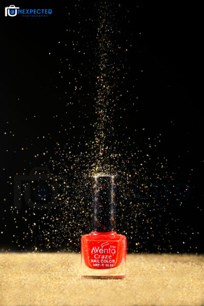 nail polish gold 1 (logo)